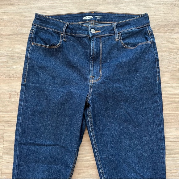 Old Navy  Super Skinny High Rise Ankle Jeans Dark Rinse Denim Size 8 - Picture 2 of 6